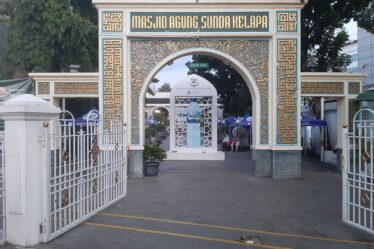 Cerita dibalik Megahnya Masjid Agung Sunda Kelapa