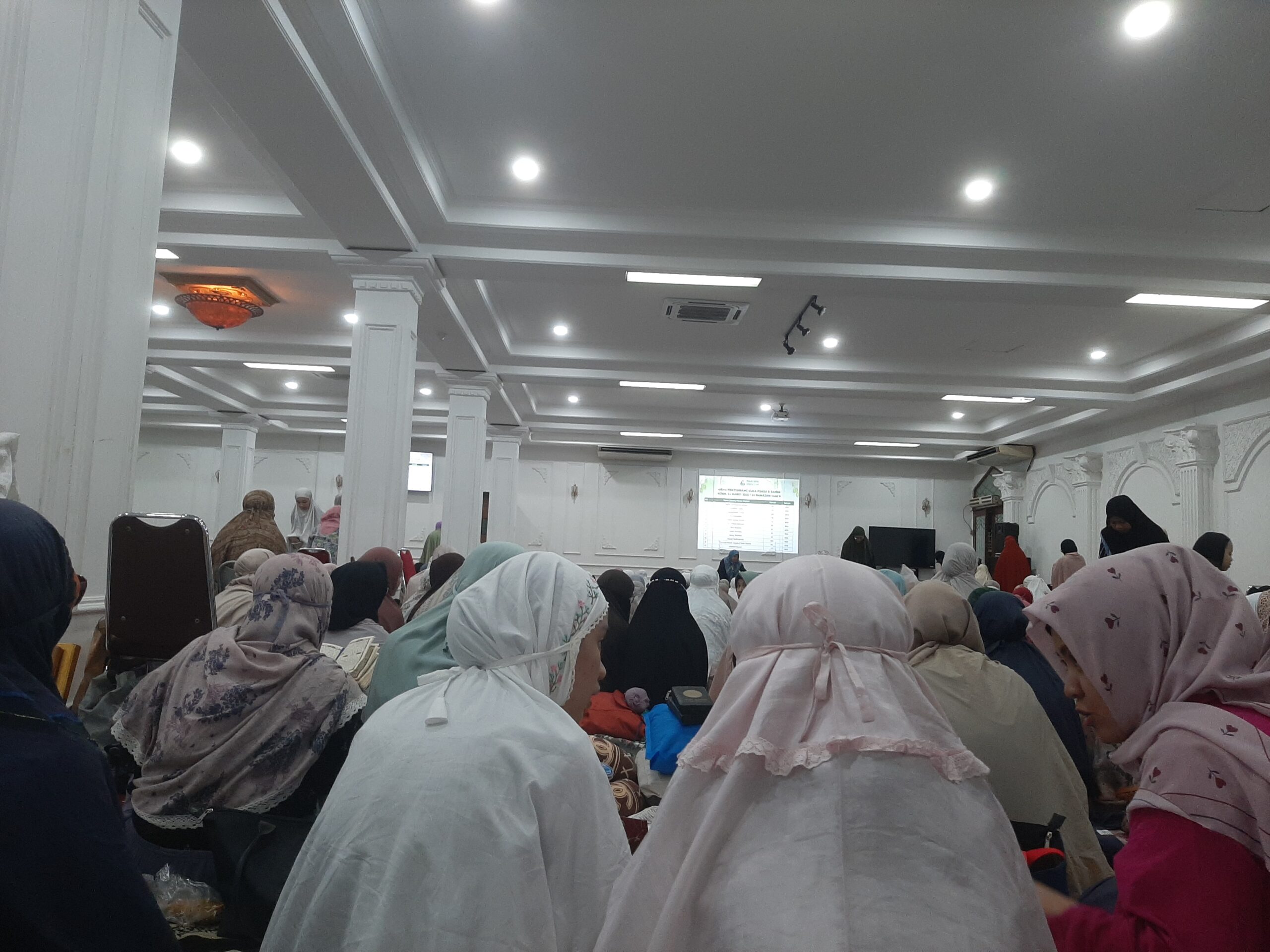 Masjid Agung Sunda Kelapa.